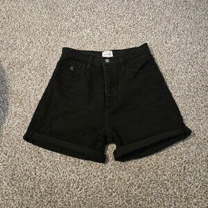 Calvin Klein Jeans High Rise Mom Black Jean Shorts